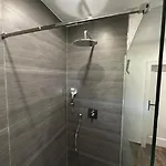 Maybach 4-zimmer - Groß, Hochwertig, Nah Düsseldorf Messe * Krefeld